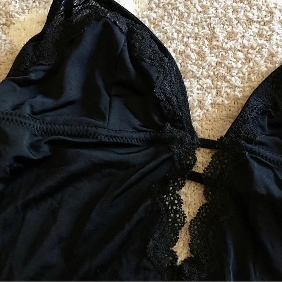 Victoria’s Secret - Very Sexy Babydoll Lace Trim Satin Slip NWOT (M) - Picture 10 of 13